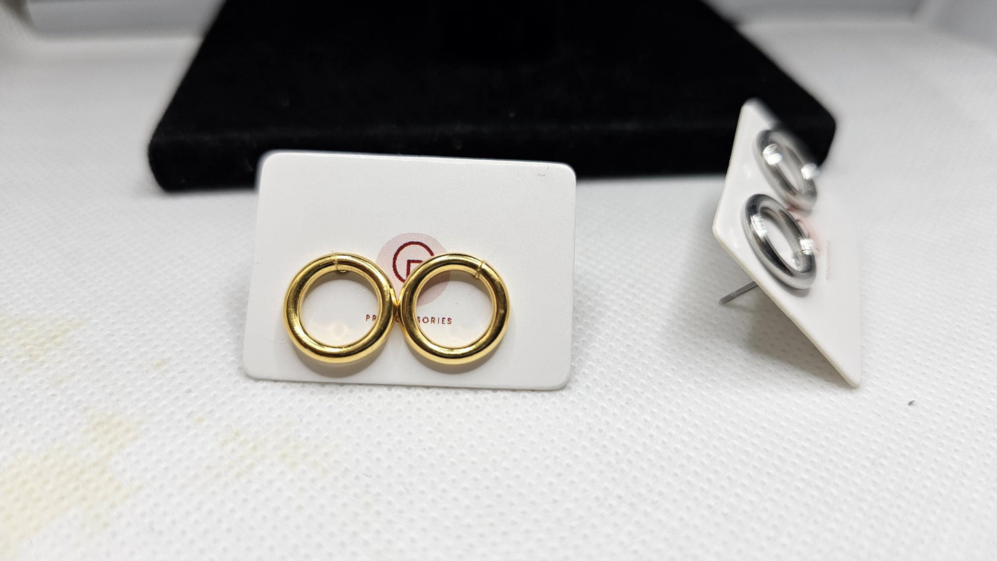 O ring stud earrings