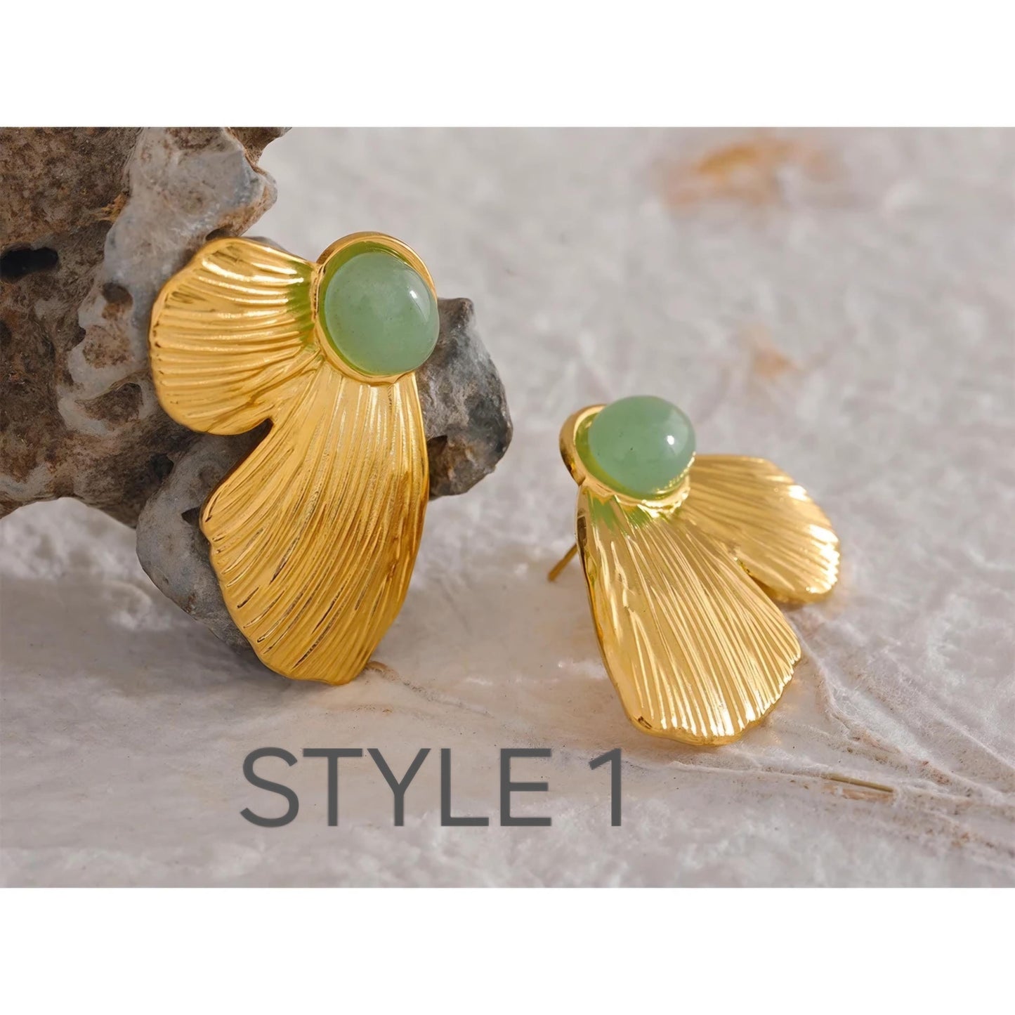 Green beam earrings