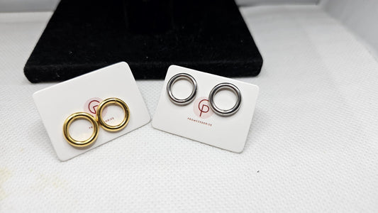 O ring stud earrings
